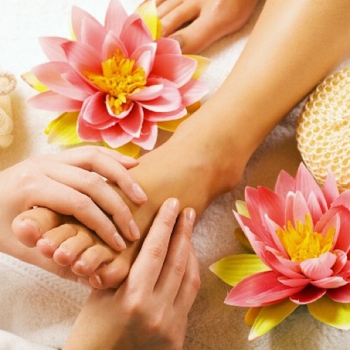 BLISS NAILS & SPA - shellac pedicure
